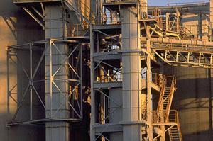 専門性の高い情報処理教育のための授業支援システム